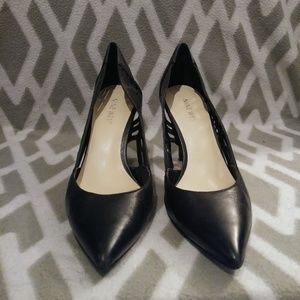 Nine West Size 7 1/2 pumps